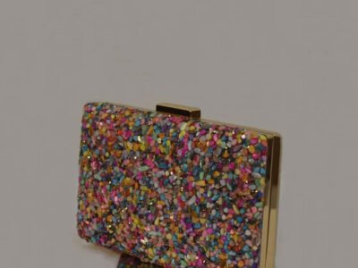 Bolso multicolor y dorado